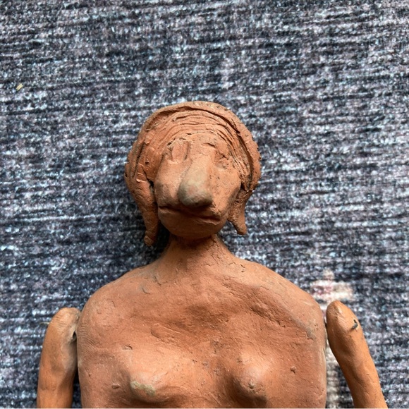 Handcrafted Clay Hinged Figural Sculpture - Picture 7 of 8